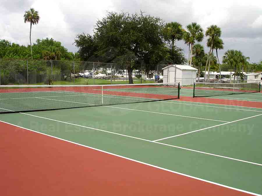 ENCHANTING SHORES Tennis Courts